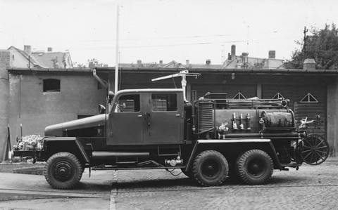 LKW G5 Prospekt DDR Feuerwehrfahrzeuge Tanklöschfahrzeug TLF 15 