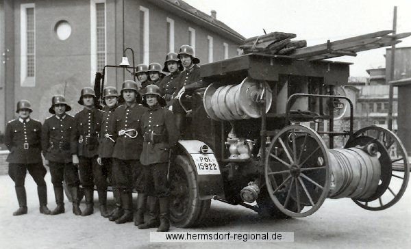 Gruppe 1 der Feuerlösch Polizei 1939