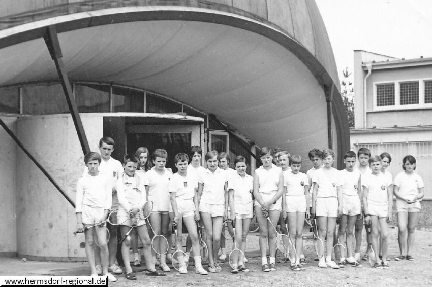 Aufnahme vor der Freilufthalle 1971.