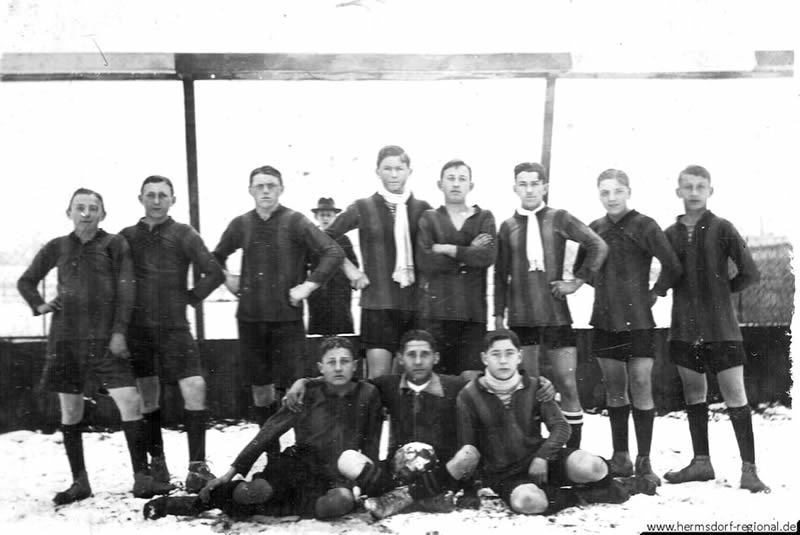 1916 Fussballmannschaft "SC Wacker" später SC Hermsdorf-Klosterlausnitz 