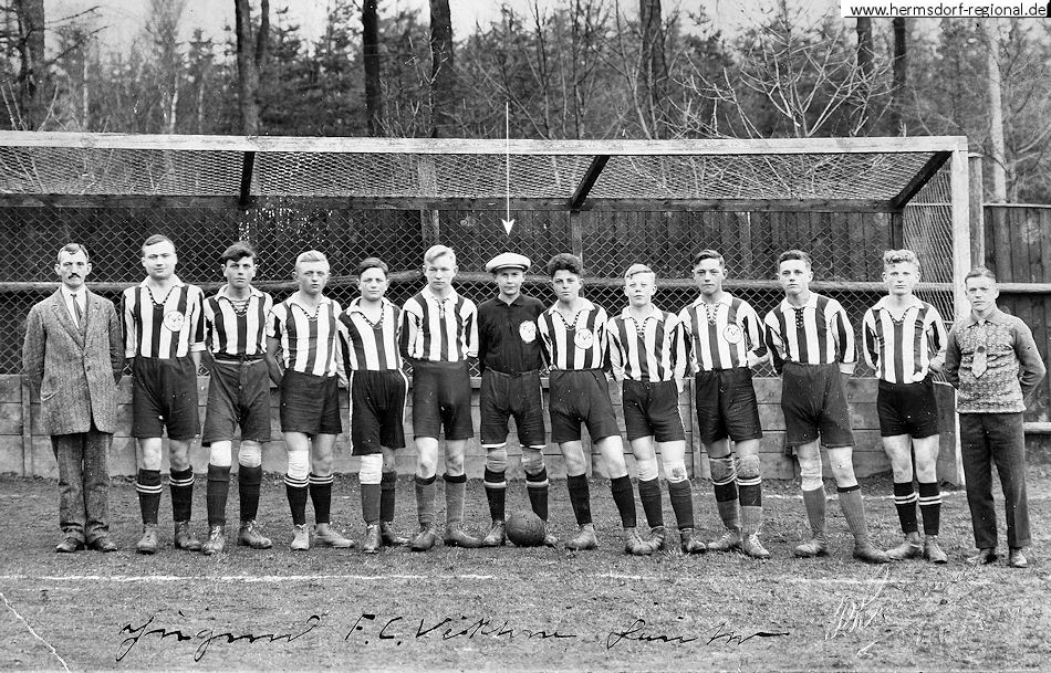 1927 - Aufnahme von der Jugendmannschaft F.C. „Victoria Lauter“ - später „Empor Lauter“